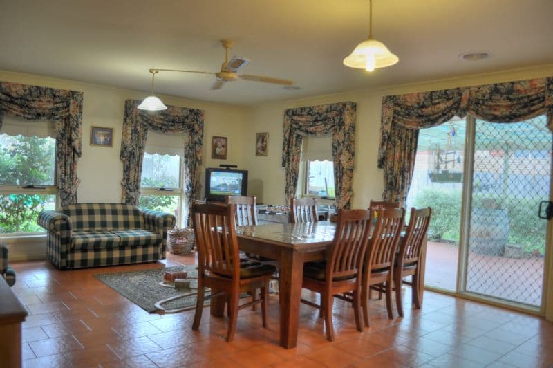 2 Annette Court, WARRNAMBOOL VIC 3280, Warrnambool - Thumbnail 3