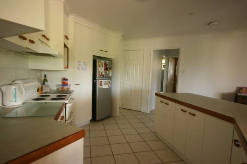 17 Patroyce Court, SARINA QLD 4737, Sarina - Thumbnail 3