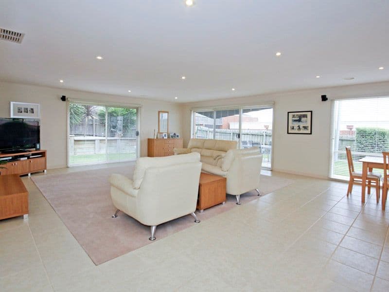 13  Bayview Court, HIGHTON VIC 3216, Highton - Thumbnail 6