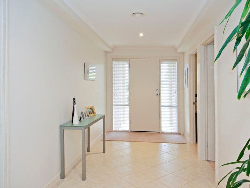 13  Bayview Court, HIGHTON VIC 3216, Highton - Thumbnail 2