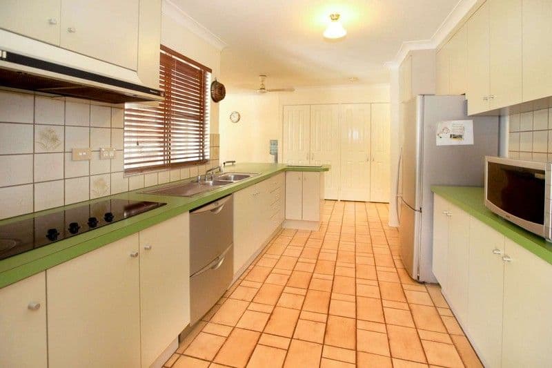 14 Camellia Court, ANNANDALE QLD 4814, Annandale - Thumbnail 3