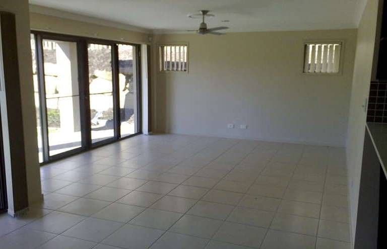 17 Chesterton Street, PACIFIC PINES QLD 4211, Pacific Pines - Thumbnail 4