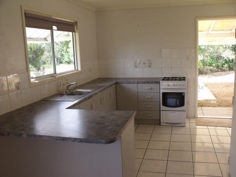 179 Cobby Road, NANANGO QLD 4615, Nanango - Thumbnail 7