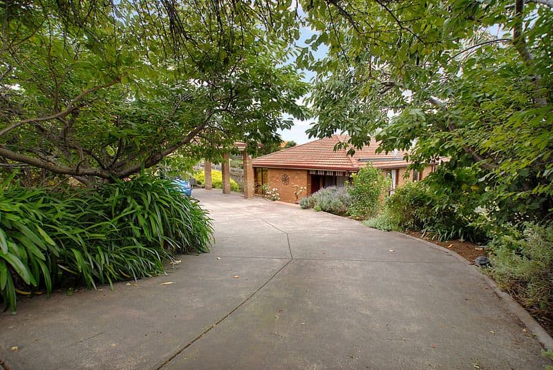 24 Bales Street, FERNTREE GULLY VIC 3156, Ferntree Gully - Image 1