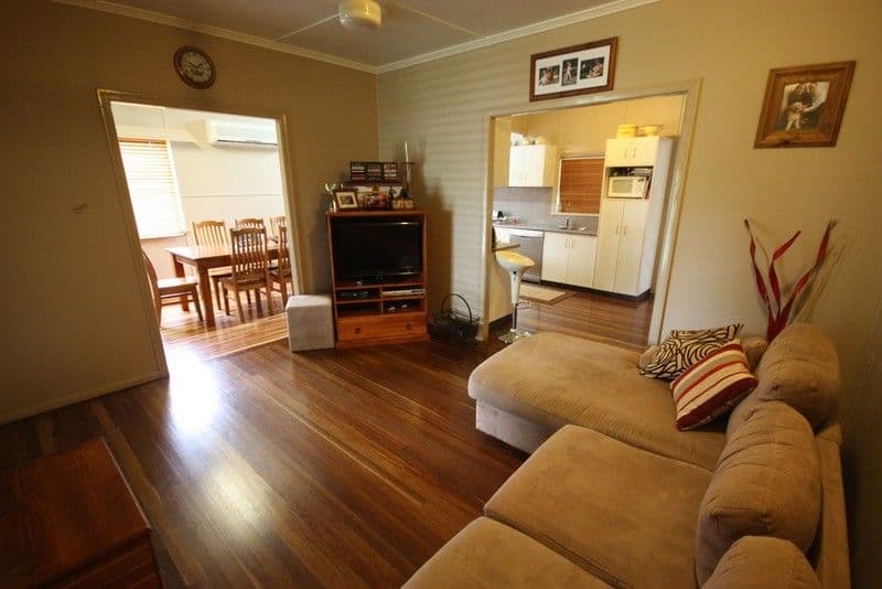 13 Phillips Street, AYR QLD 4807, Ayr - Thumbnail 5