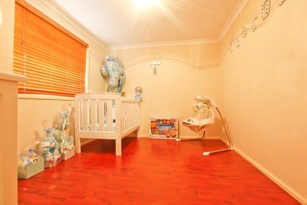 70 Graham Avenue, CASULA NSW 2170, Casula - Thumbnail 8
