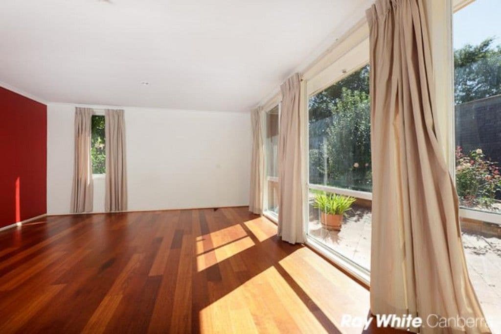 5 Cumbrae Place, KAMBAH ACT 2902, Kambah - Thumbnail 3