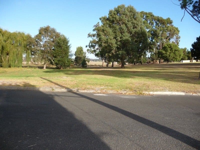 18 Cole Street, MANJIMUP WA 6258, Manjimup - Thumbnail 2