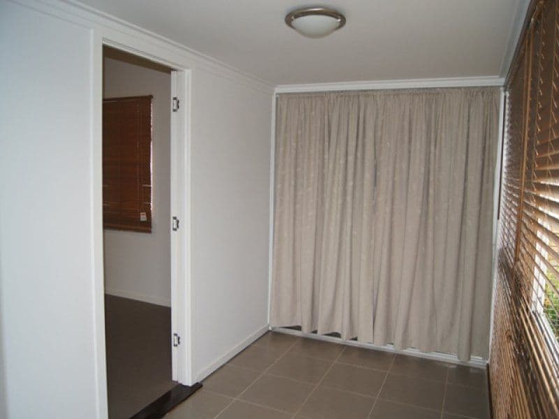 24 McGrath Lane, BOOVAL QLD 4304, Booval - Thumbnail 3