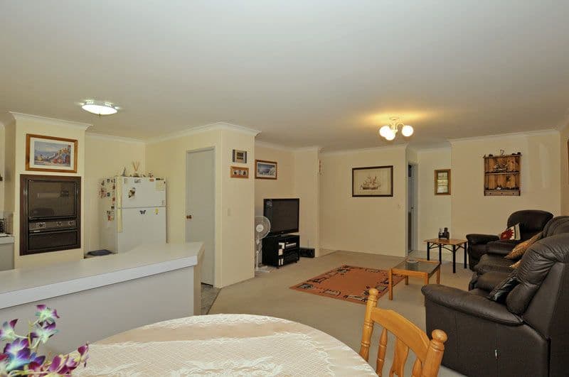49  Sacramento Avenue, BEECHBORO WA 6063, Beechboro - Thumbnail 5