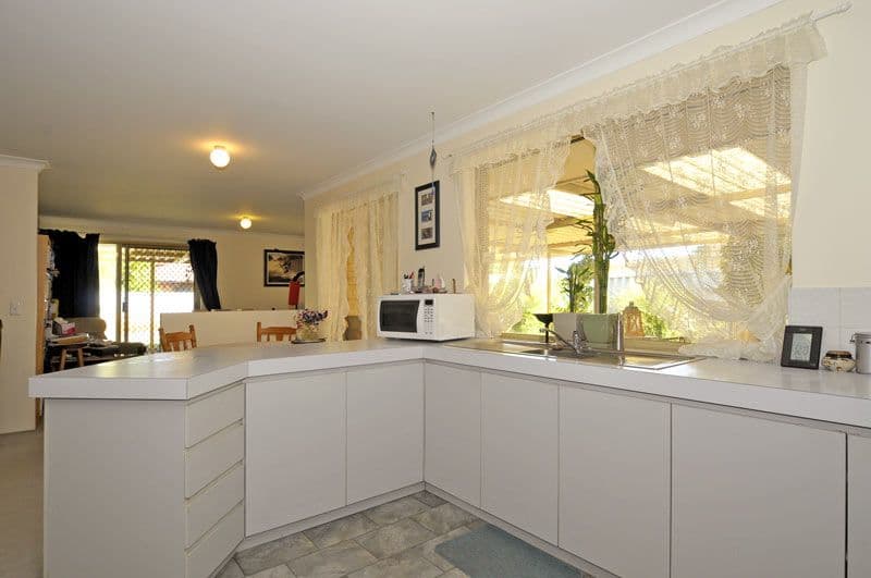 49  Sacramento Avenue, BEECHBORO WA 6063, Beechboro - Thumbnail 3