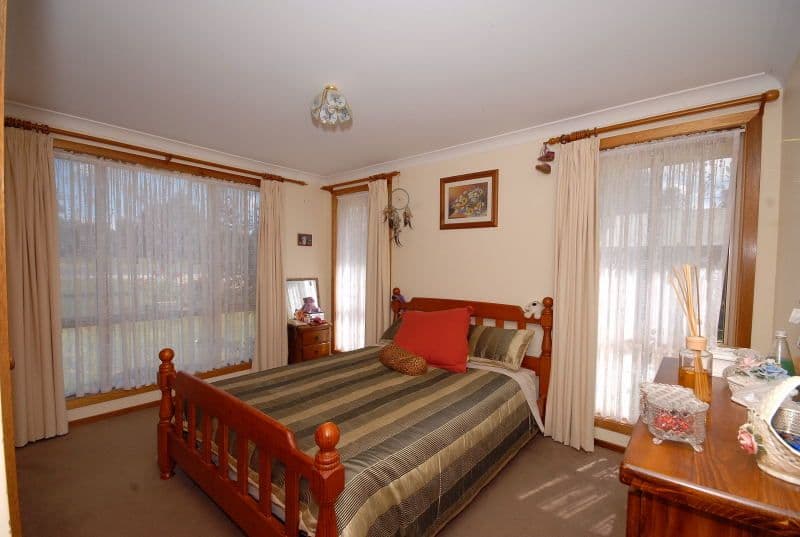 64 Cowper Street, BRAIDWOOD NSW 2622, Braidwood - Thumbnail 2