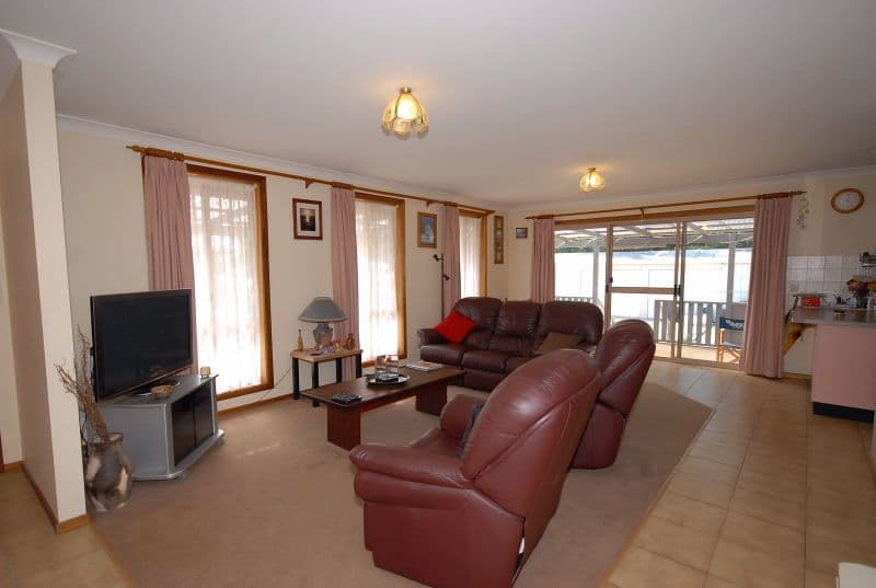 64 Cowper Street, BRAIDWOOD NSW 2622, Braidwood - Thumbnail 5