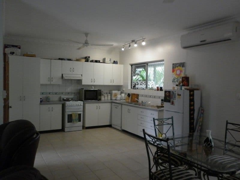 2/138 Dick Ward Drive, COCONUT GROVE NT 0810, Coconut Grove - Thumbnail 2