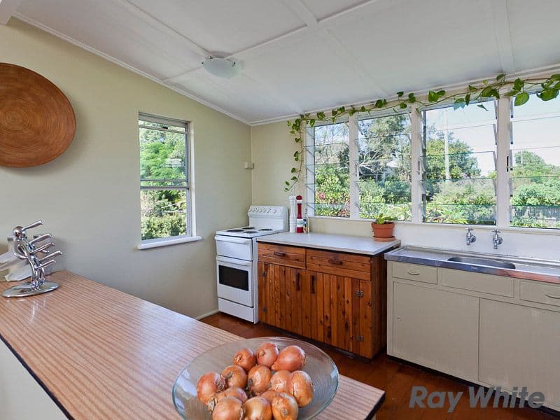 37 Vernon Street, NUNDAH QLD 4012, Nundah - Thumbnail 4