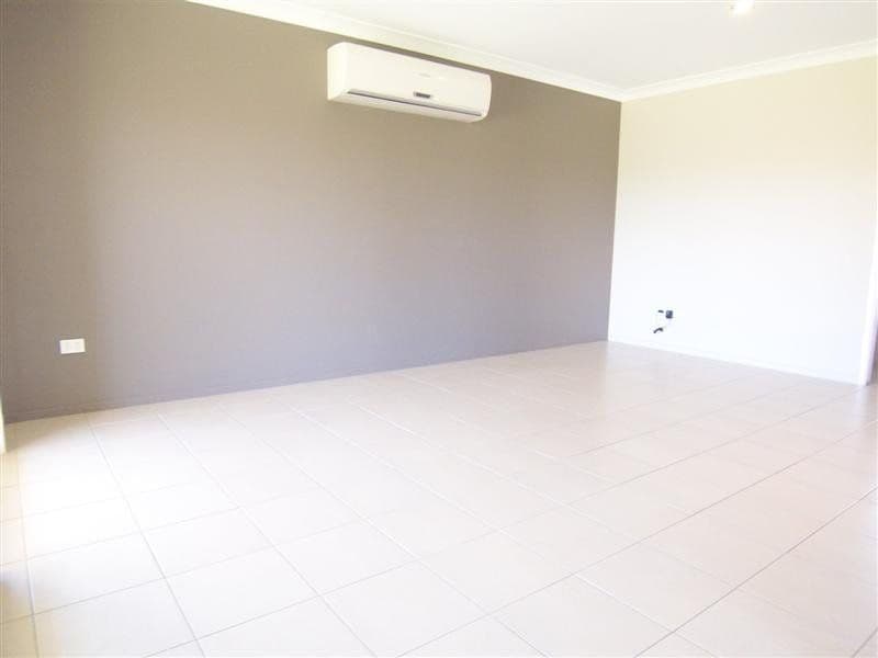 2 Bunkers Hill School Road, WESTBROOK QLD 4350, Westbrook - Thumbnail 4