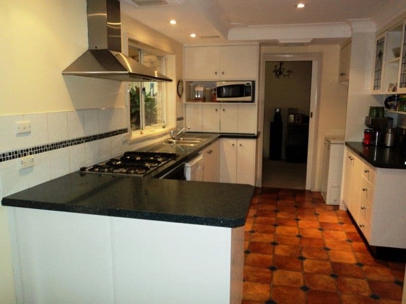21 Sherwood Drive, BALGOWNIE NSW 2519, Balgownie - Thumbnail 4
