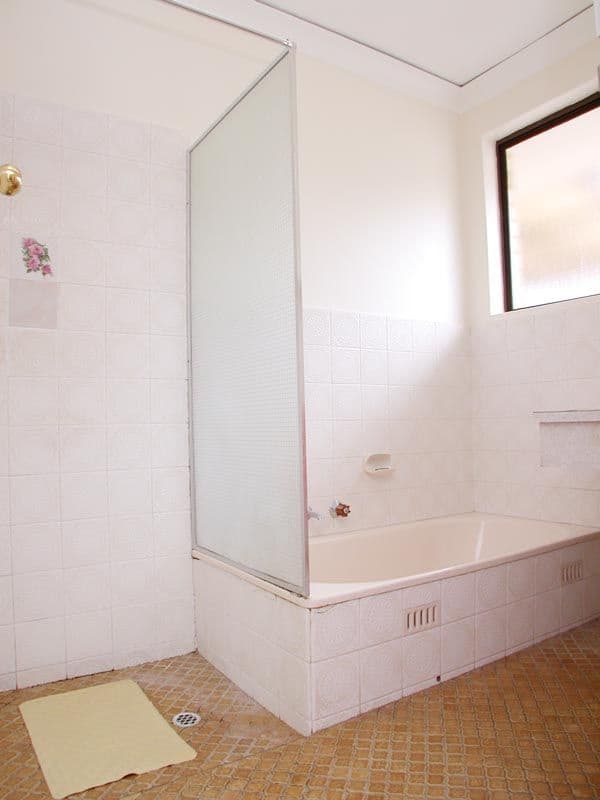 5 Amberly Drive, HAPPY VALLEY SA 5159, Happy Valley - Thumbnail 2