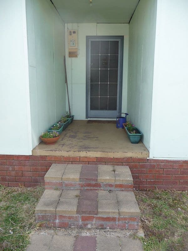 8 Arnott Street, MANJIMUP WA 6258, Manjimup - Thumbnail 2