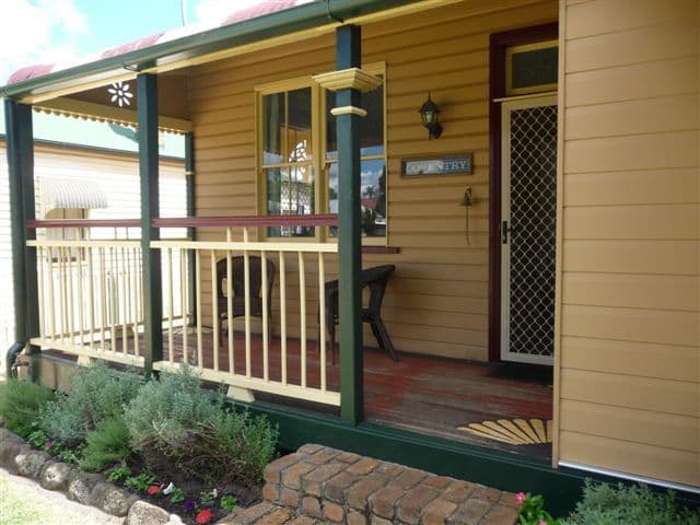 9 Grenier Street, NORTH TOOWOOMBA QLD 4350, North Toowoomba - Thumbnail 3