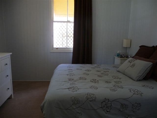 9 Grenier Street, NORTH TOOWOOMBA QLD 4350, North Toowoomba - Thumbnail 7