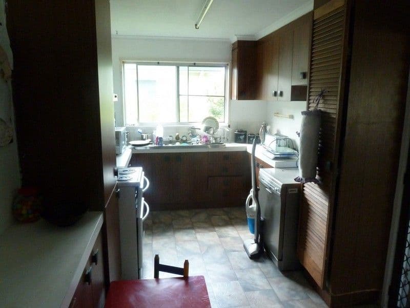 2 Arthur Street, MOUNT PLEASANT QLD 4740, Mount Pleasant - Thumbnail 5