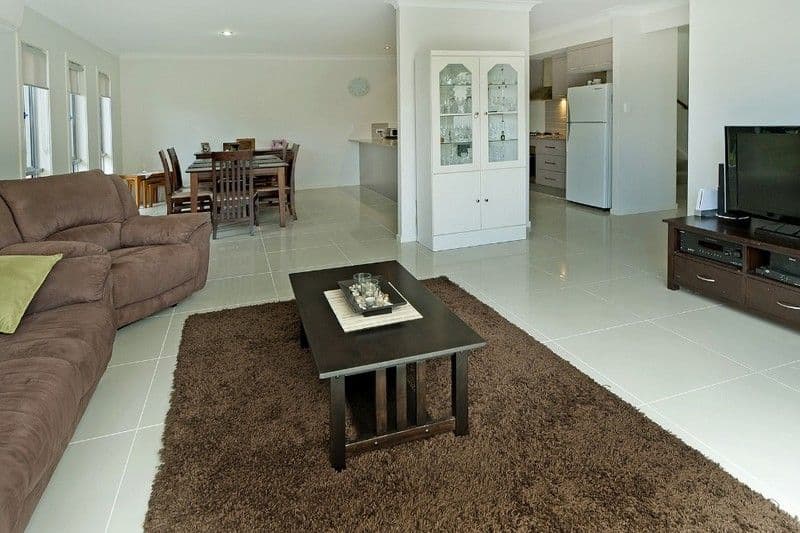 39 Shoalhaven Avenue, PACIFIC PINES QLD 4211, Pacific Pines - Thumbnail 7