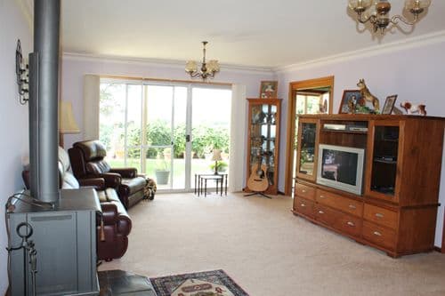 19 Radcliffe Circuit, CARWOOLA NSW 2620, Carwoola - Thumbnail 3