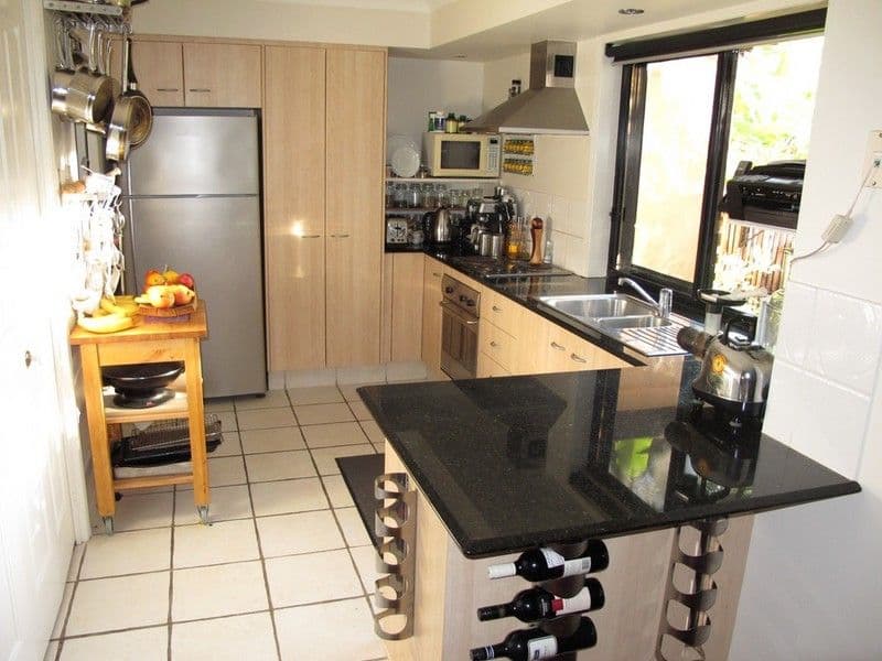 14 Terrigal Crescent, SOUTHPORT QLD 4215, Southport - Thumbnail 2