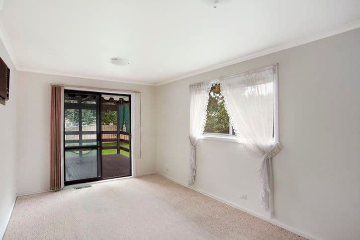 57 Vicki Street, FOREST HILL VIC 3131, Forest Hill - Thumbnail 4