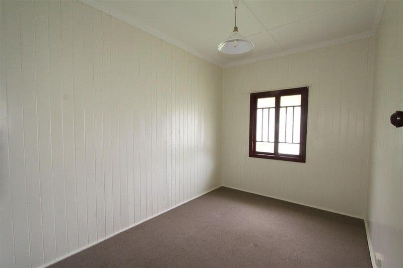6 Victory Street, SVENSSON HEIGHTS QLD 4670, Svensson Heights - Thumbnail 7