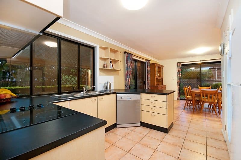 12 Mathison Court, REDLAND BAY QLD 4165, Redland Bay - Thumbnail 8