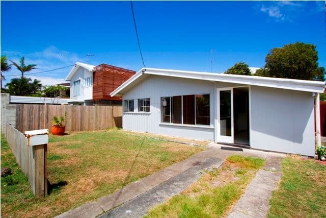 90 Seagull Avenue, MERMAID BEACH QLD 4218, Mermaid Beach - Thumbnail 8