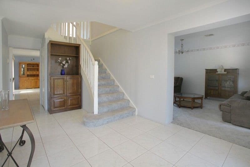 9 Armstrong Drive, ROWVILLE VIC 3178, Rowville - Thumbnail 4