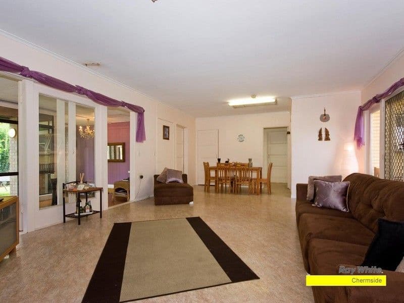 377 Ellison Road, ASPLEY QLD 4034, Aspley - Thumbnail 3