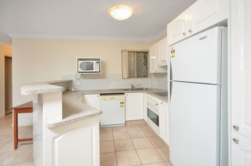 18  McIlwraith Street, EVERTON PARK QLD 4053, Everton Park - Thumbnail 3