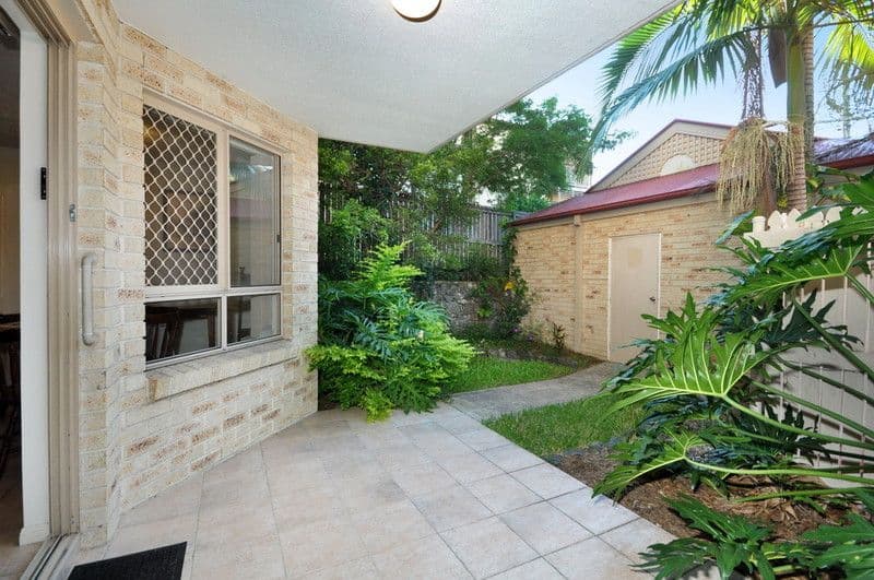 18  McIlwraith Street, EVERTON PARK QLD 4053, Everton Park - Thumbnail 4