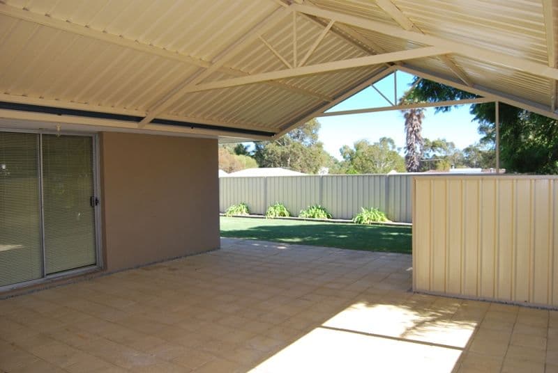 43 Westfield Road, CAMILLO WA 6111, Camillo - Thumbnail 6