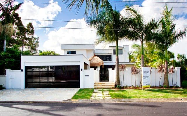 31 Park Avenue, BROADBEACH WATERS QLD 4218, Broadbeach Waters - Thumbnail 3
