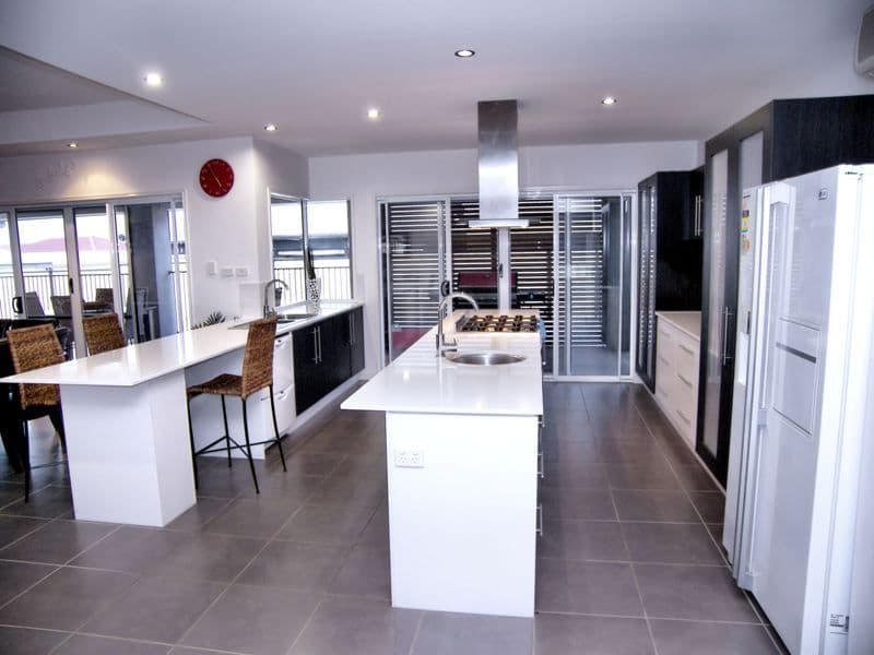 15 Geneva Crescent, NARANGBA QLD 4504, Narangba - Thumbnail 8