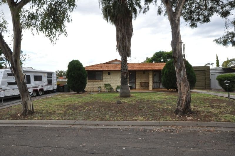 13 Sellers Court, PARA VISTA SA 5093, Para Vista - Thumbnail 2