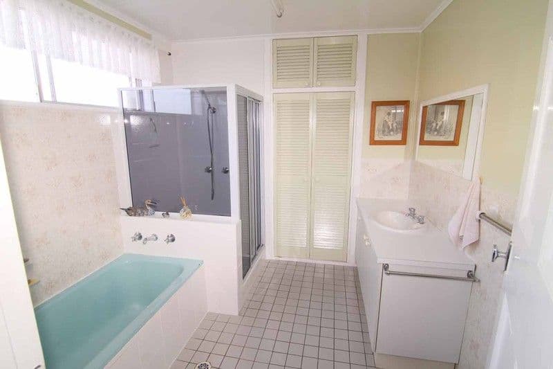 130 Ferguson, GLEN INNES NSW 2370, Glen Innes - Thumbnail 5