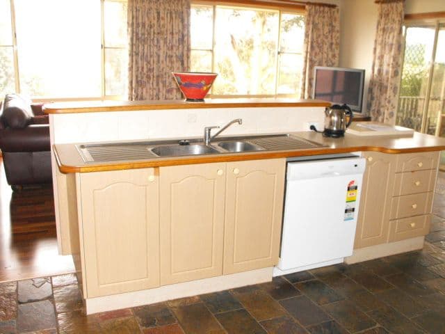 22 Panorama Crescent, PARKES NSW 2870, Parkes - Thumbnail 3