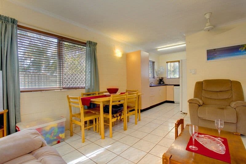 47 Ahearne Street, HERMIT PARK QLD 4812, Hermit Park - Thumbnail 6