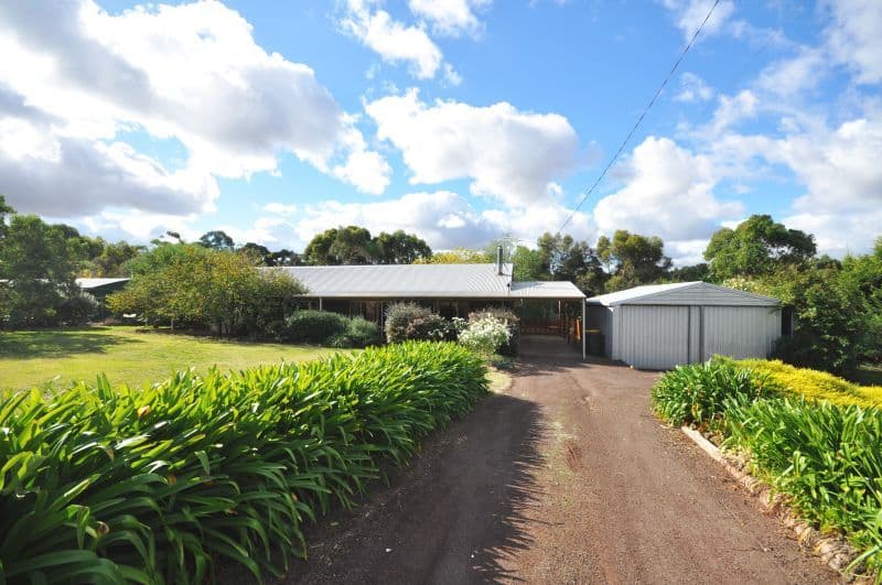 5 Willis Street, TEESDALE VIC 3328, Teesdale - Image 1