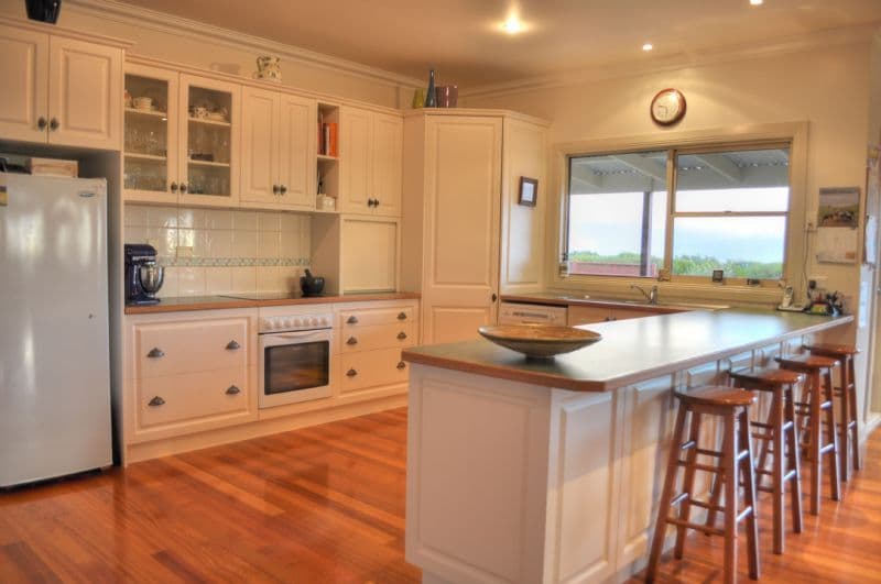 71 Lowery Road, TOWER HILL VIC 3283, Tower Hill - Thumbnail 2