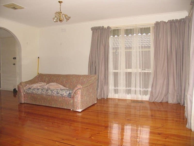 149 Gisborne-Melton Road, KURUNJANG VIC 3337, Kurunjang - Thumbnail 2