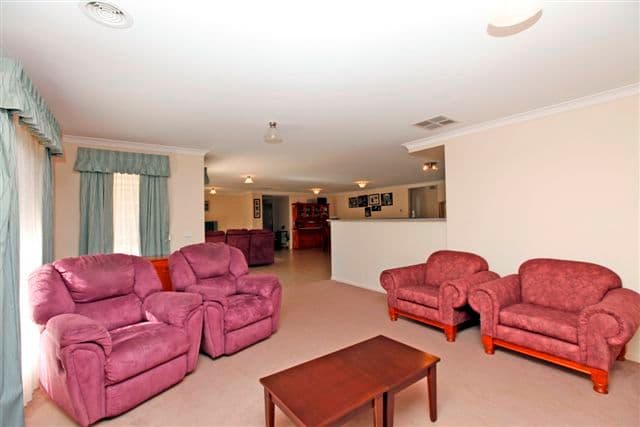 20 Gippsland Way, CRAIGIEBURN VIC 3064, Craigieburn - Thumbnail 6