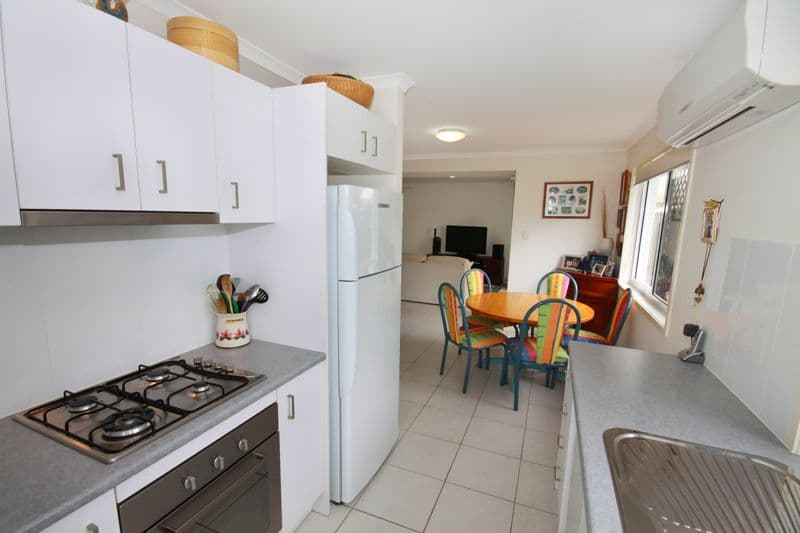 10-12 Norman Avenue, MAROOCHYDORE QLD 4558, Maroochydore - Thumbnail 3