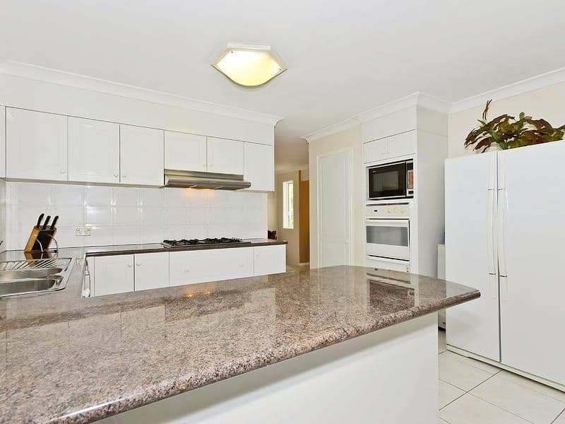 15 Lunar Place, BRIDGEMAN DOWNS QLD 4035, Bridgeman Downs - Thumbnail 8